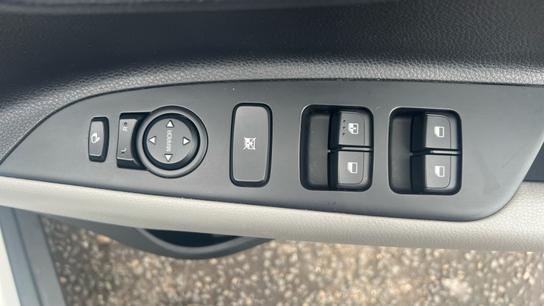 Kia Stonic 1.0T GDi 48V Connect 5dr DCT Petrol Estate